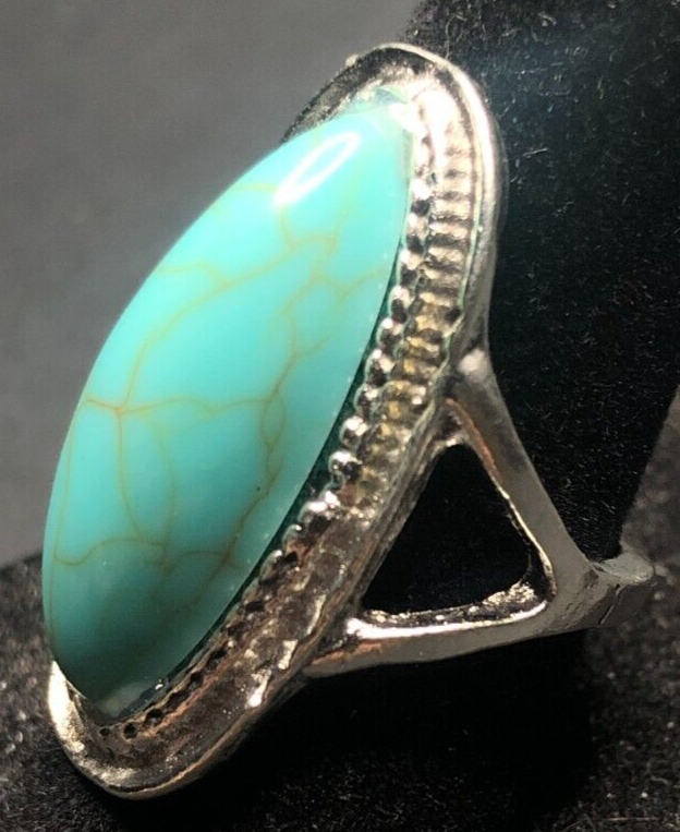 Vintage Antique Silver Tone Southwestern Turquoise Color Ring - Size 6.5