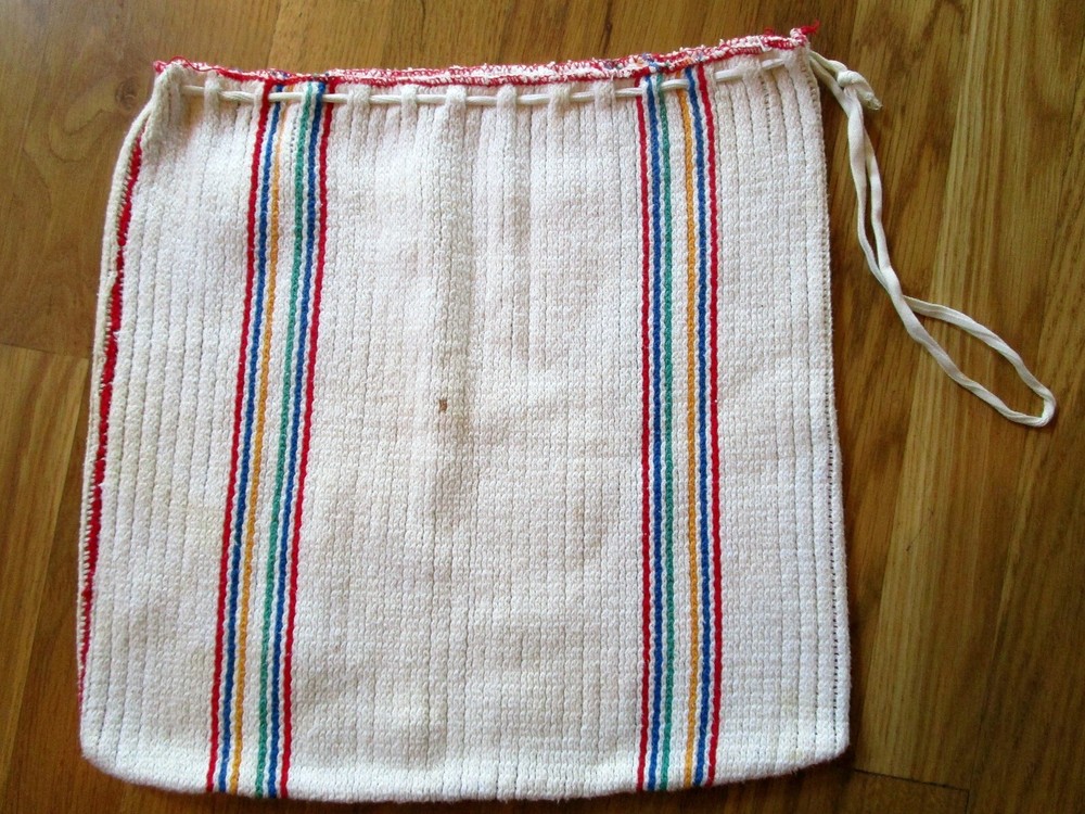 VINTAGE DISH RAG STRING BAG DISHRAGS LAUNDRY/CLOTHES PINS/ LINGERIE/ SILVERWARE