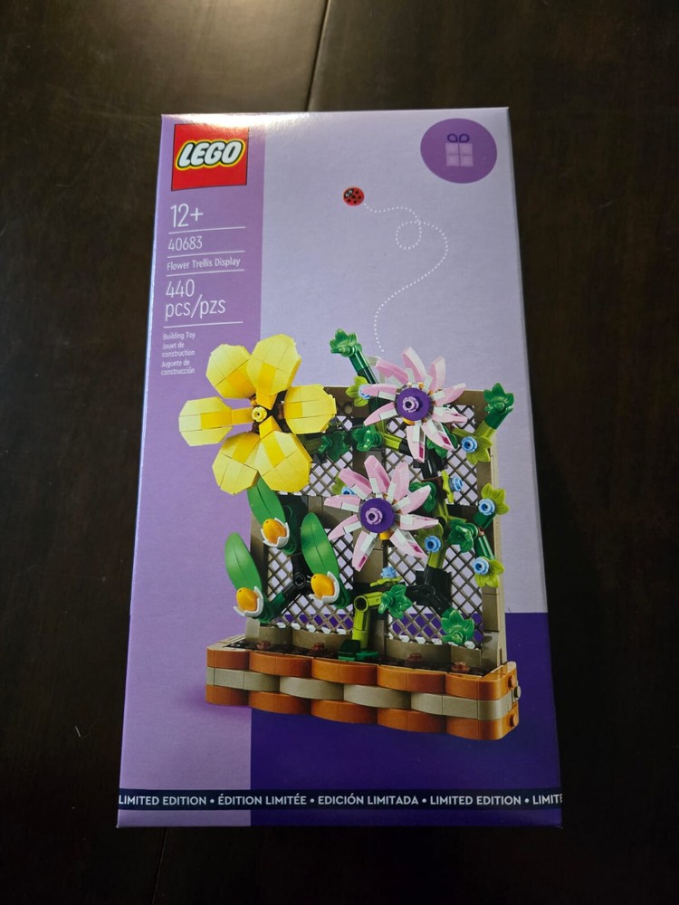 Limited Edition LEGO Flower Trellis Display 40683 New