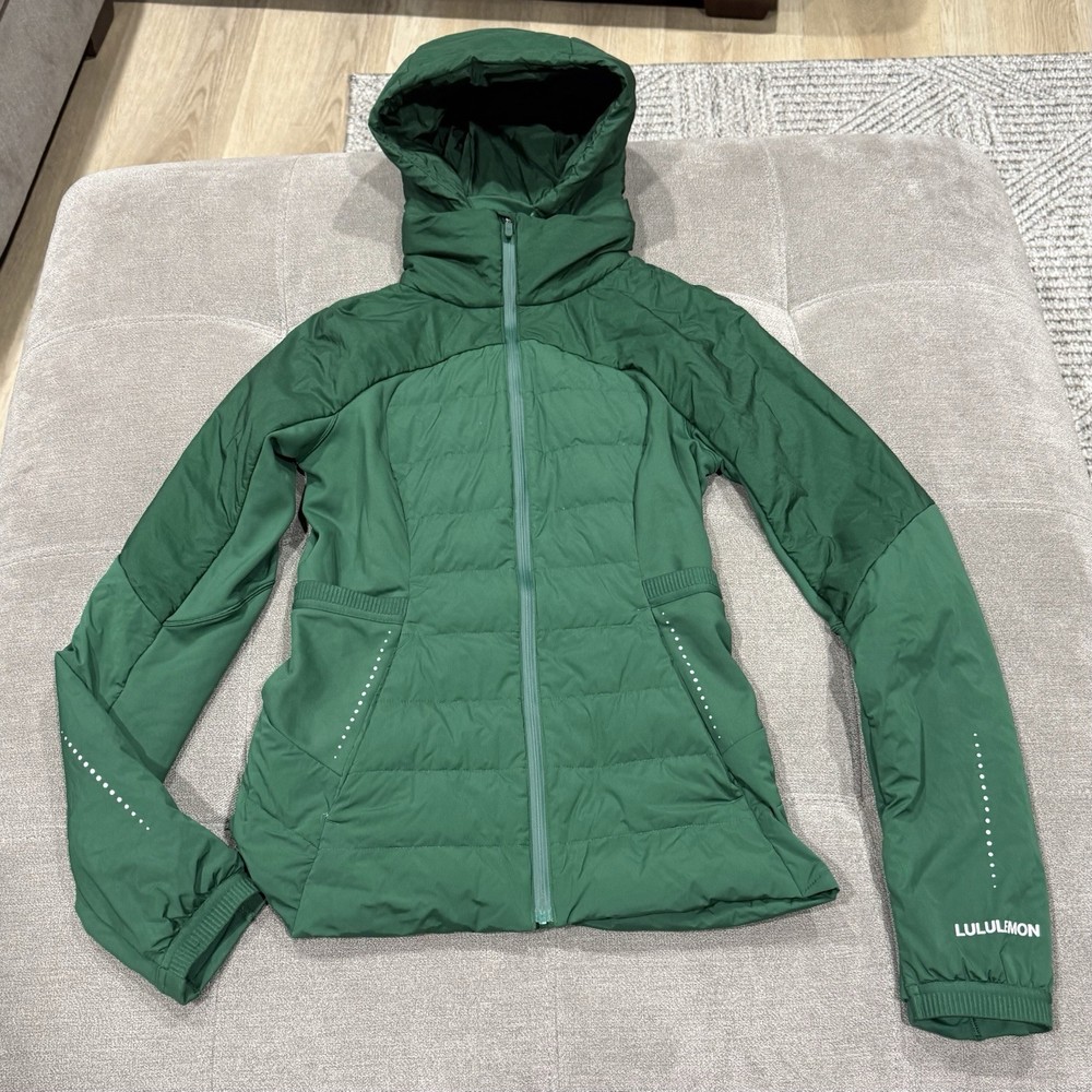 Lulmon Down For It All Running Jacket Everglade Green Size 4