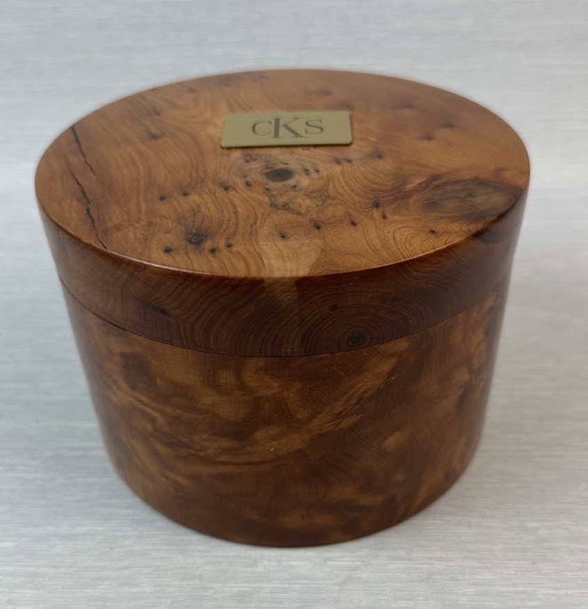 VINTAGE WOODEN TRINKET BOX WITH LID 6