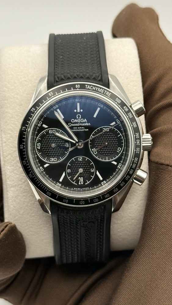 OMEGA Speedmaster Racing Black Dial Men’s Watch 326.32.40.50.01.001 40mm