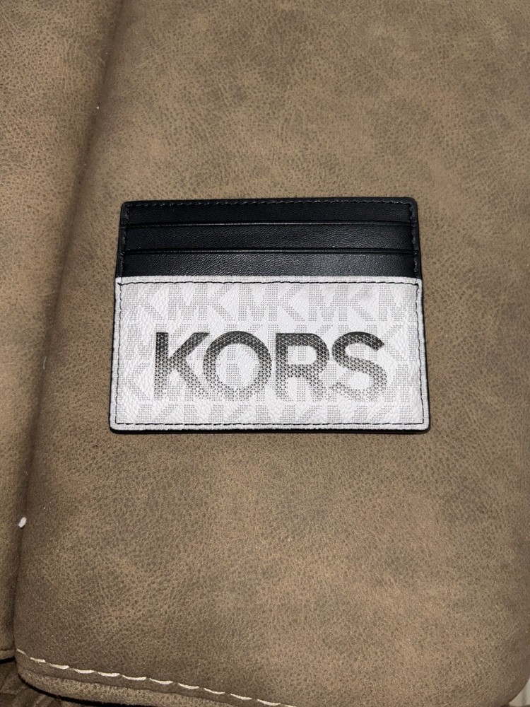 Michael Kors Black White Logo Card Wallet for Women Designer Credit Card Holder