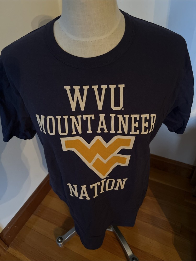 NWOT WEST VIRGINIA MOUNTAINEER NATION SHORT SLEEVE SHIRT WOMENS M