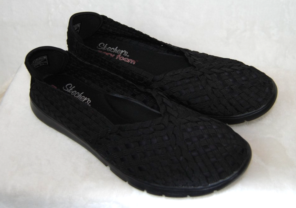 Skechers Bobs Sports Woman Slip On Shoes Size 9.5 Memory Foam Black Woven Fabric