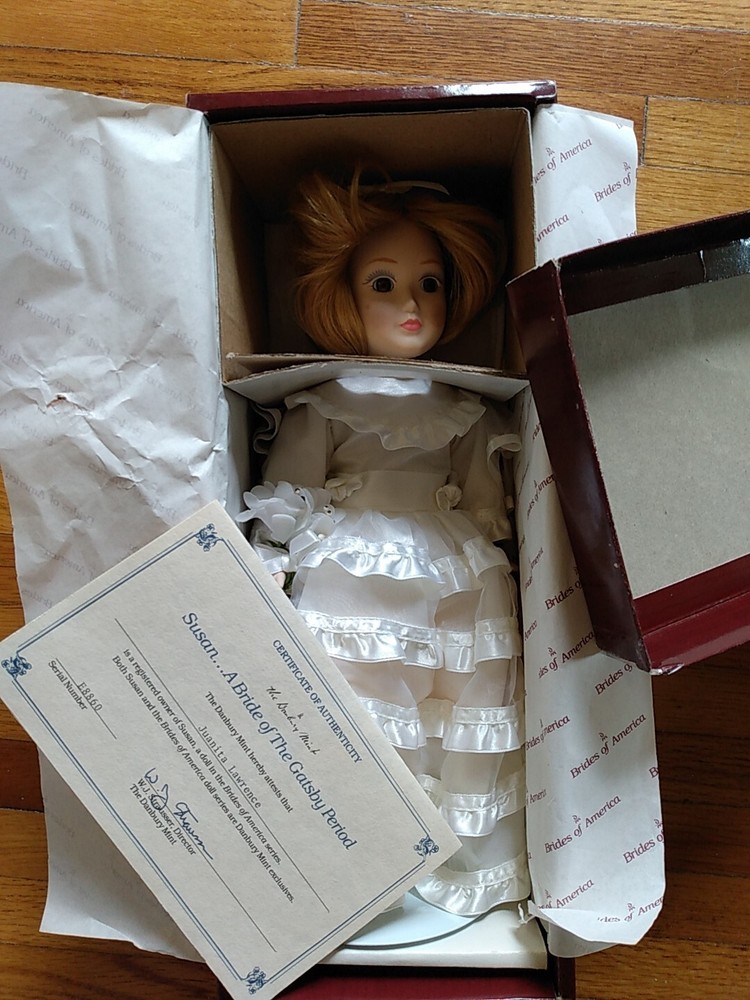 Danbury Mint Doll Brides of America,Susan