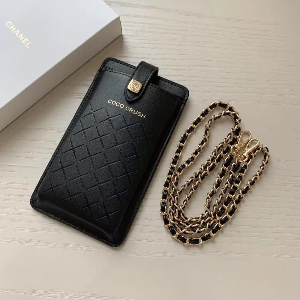 CHANEL COCO CRUSH VIP Smartphone Case with Card Pocket Black Japan Import New