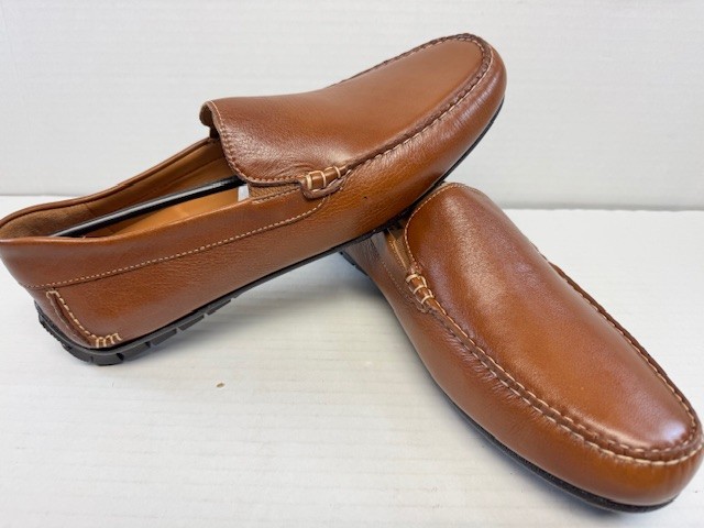 Johnston & Murphy Cort Moc Toe Venetian Dress Casual Shoe, Tan Full Grain, 10.5