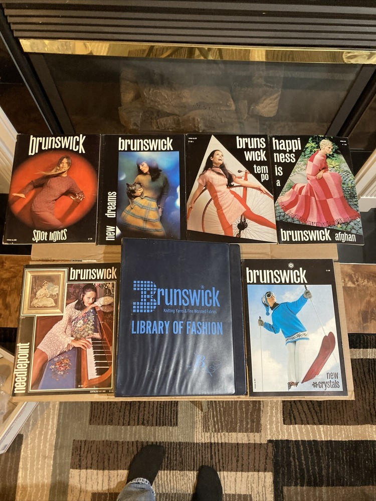 Lot Of 6 Brunswick Fashion Magazine Journals With Official Binder