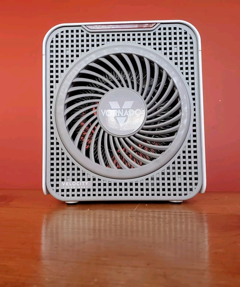 VORNADO Velocity 1  Two Settings Space Heater And Fan  Compact Auto Shutoff
