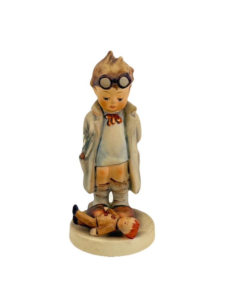 Vintage Hummel #127 TM-3 Doctor Figurine W. Germany 4.75 Inch