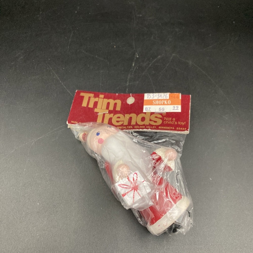 Seasonal Specialties Tree Trim Trends Vintage Santa with Present Ornament NEW-image