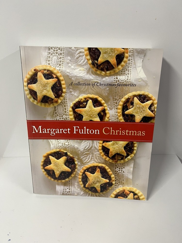 Margaret Fulton Christmas Favourites Cookbook Large Paperback