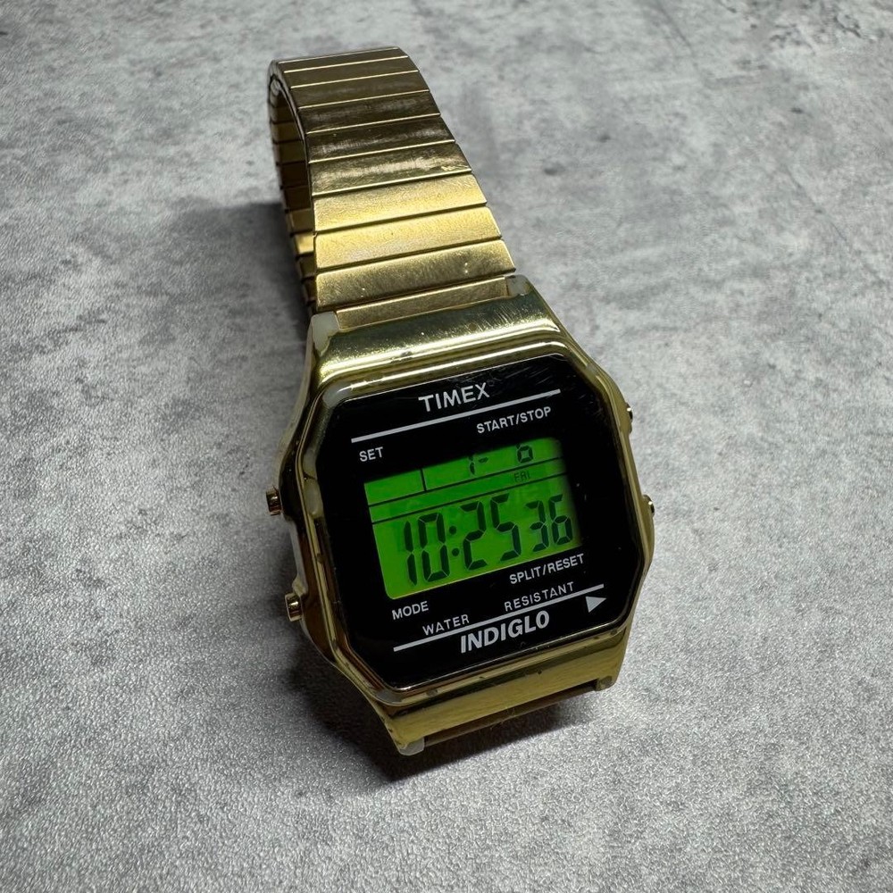 Supreme TIMEX Digital Watch Gold Collaboration Minimalist Fashion Accessory