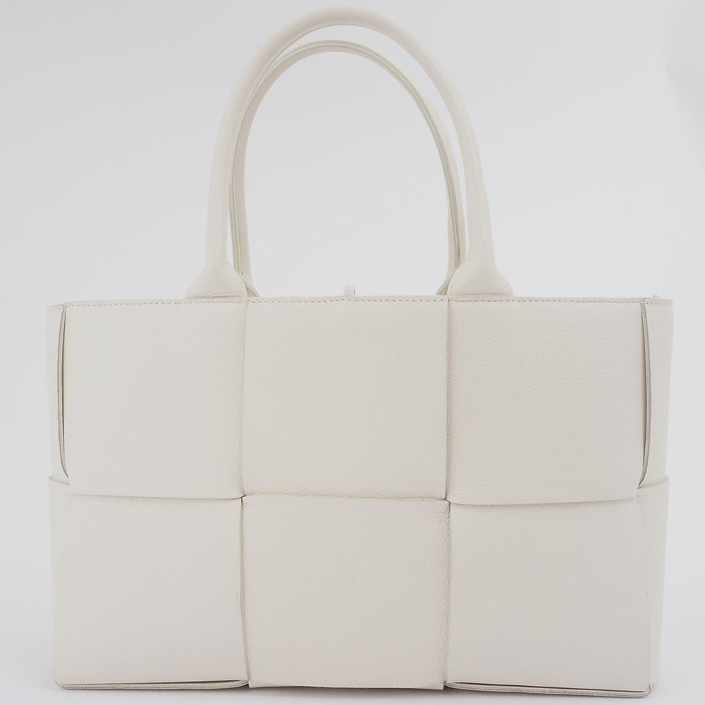 Bottega Veneta Small Arco Tote Bag in White Calfskin 652867VCP119009 558013