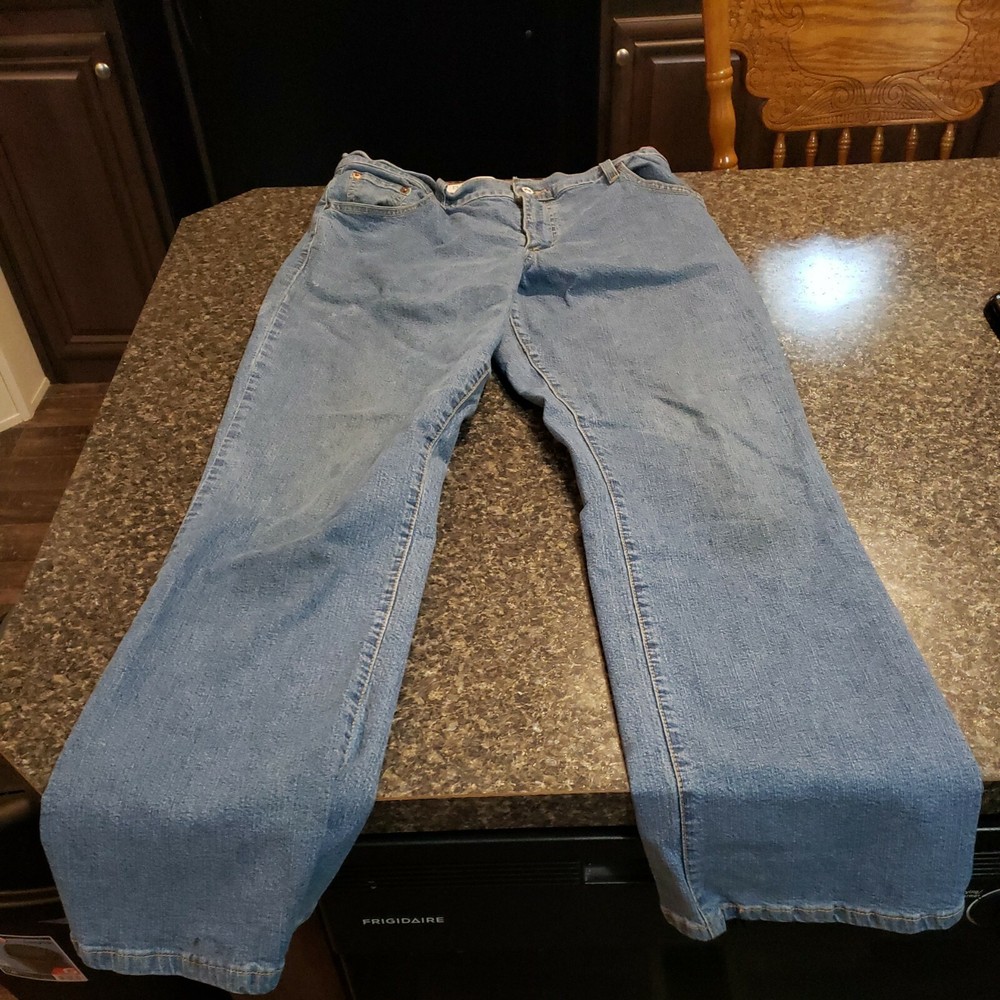 Levi Struss classic relaxed boot cut 14m miss