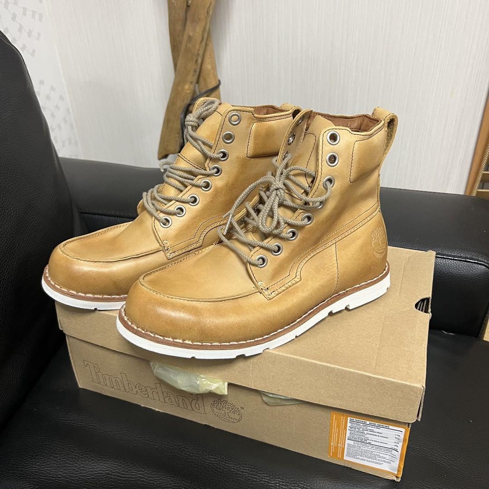 Timberland Brown Leather Lace-Up Boots Size US7