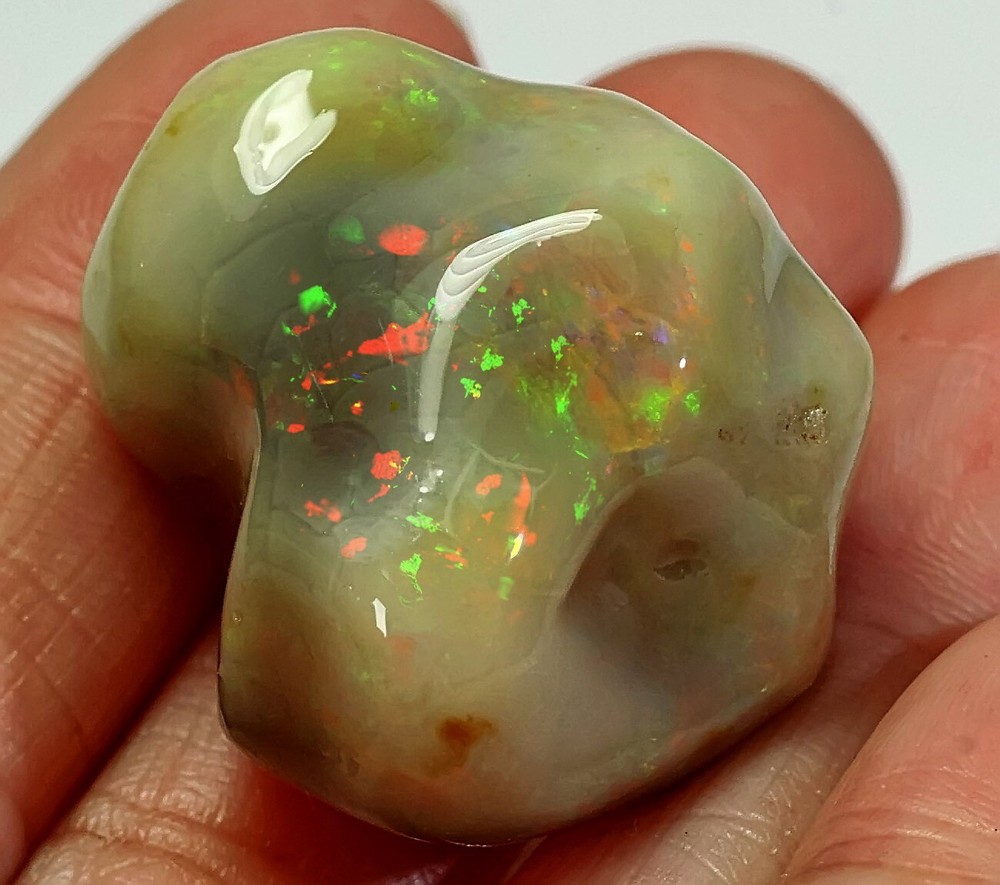 68.5Ct Ethiopian Polished Welo Opal Nugget Specimen YWP665