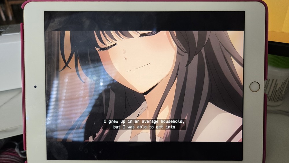 Apple iPad Tablet with Floral Case Bundle