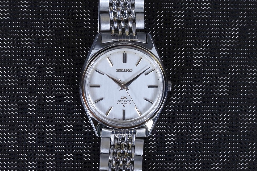 Seiko Lord Matic 5601-9000 Automatic 23J Vintage 1970s Silver Dial Japan