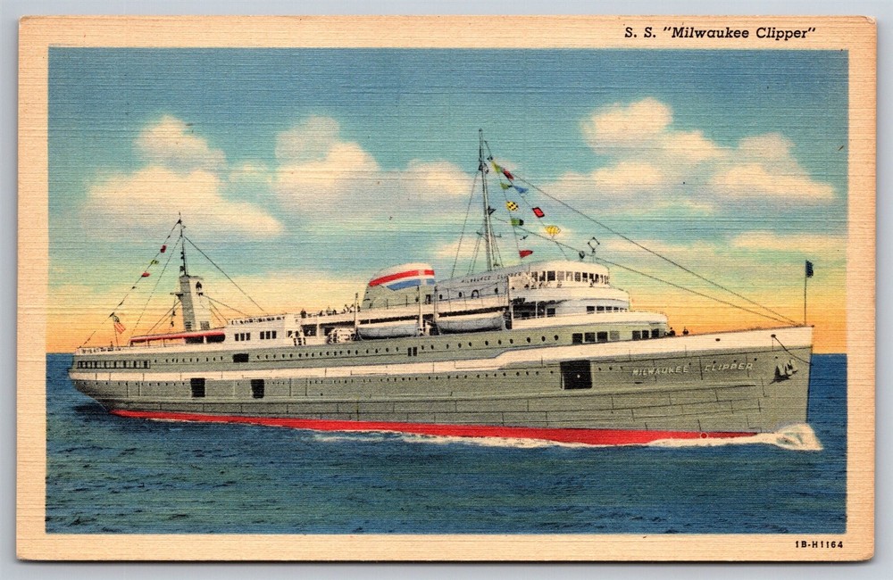 SS Milwaukee Clipper Steamer Ferry C1940's Linen Postcard P5
