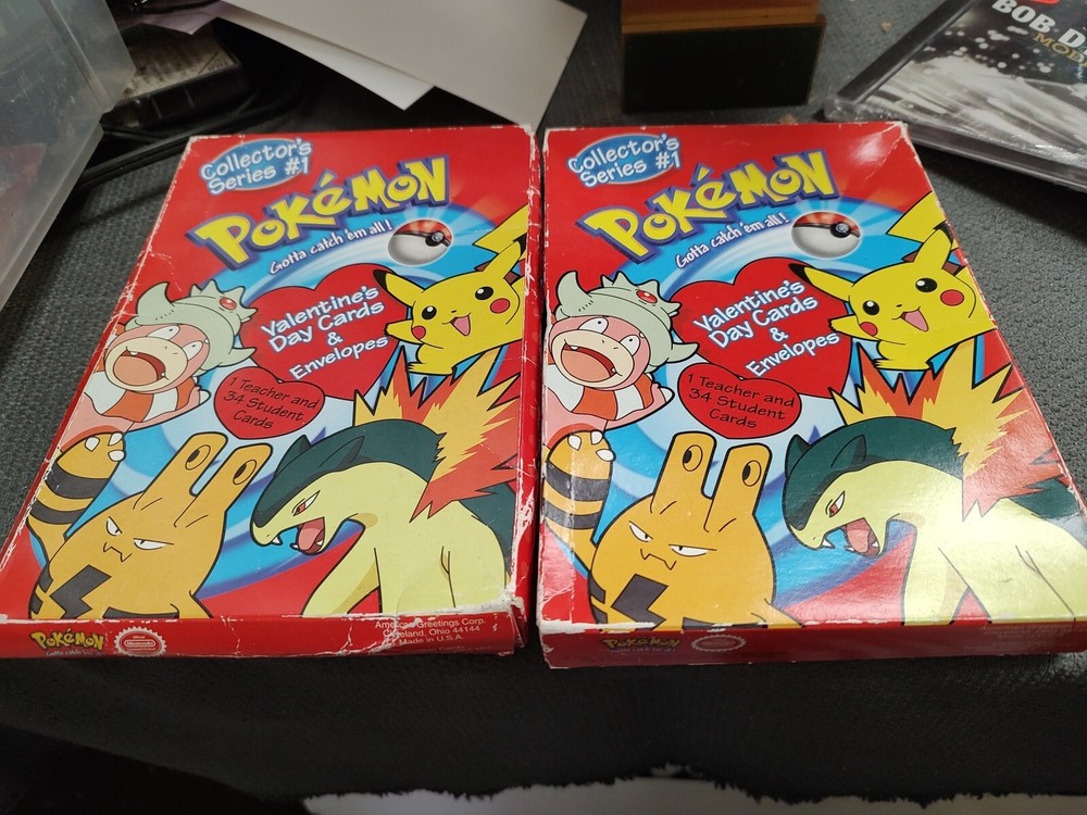 2 Boxes Pokémon Valentine’s Day  Collector' Series 1 Vintage 2000 70 Total Cards