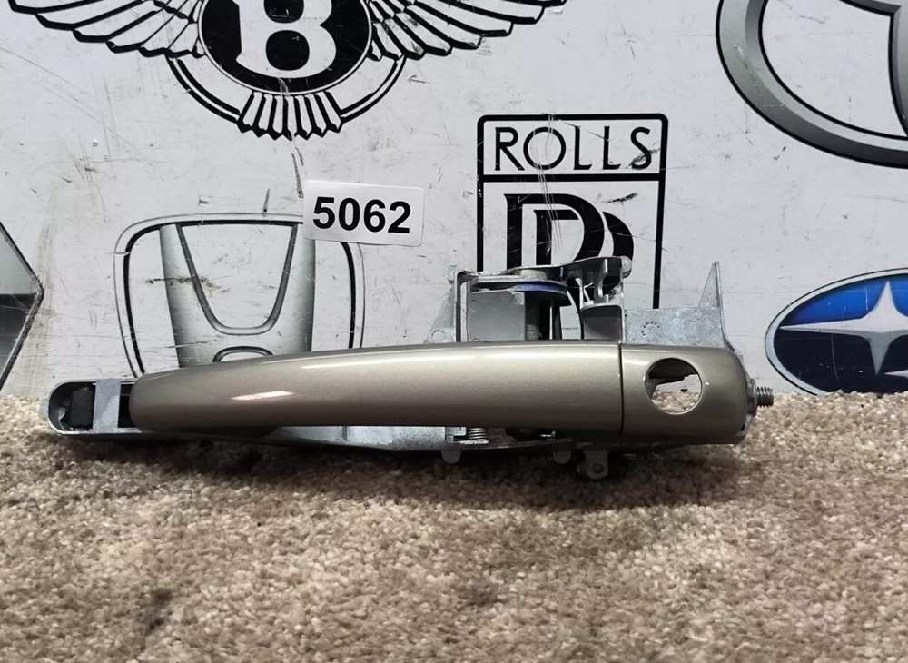 2015 Peugeot 2008 Active RHD Front Left Exterior Door Handle in Grey KCL