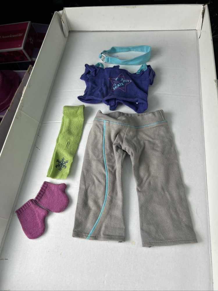 American Girl Doll Clothes MIA ICE SKATING PRACTICE OUTFIT & PURPLE SKATES