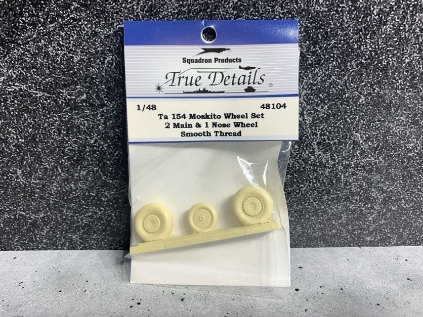 1/48 True Details- 48104 Ta 154 Moskito 2 Main and 1 Nose Wheel Set Smooth Tread
