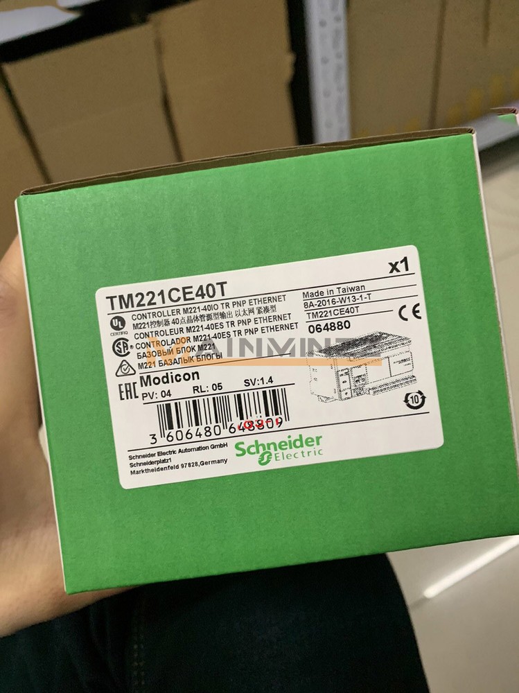 NEW One PLC Controller TM221CE40T