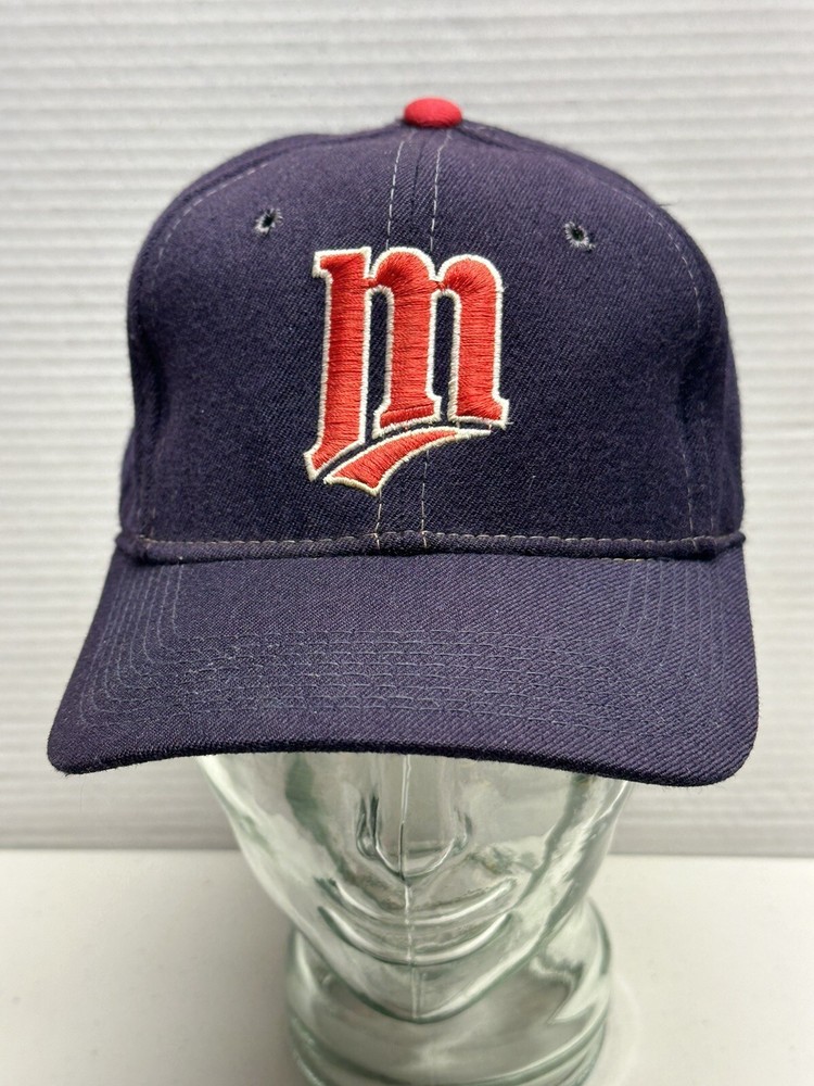 Vintage MLB Minnesota Twins Fitted Hat Size 7.5 Wool Sports Specialties