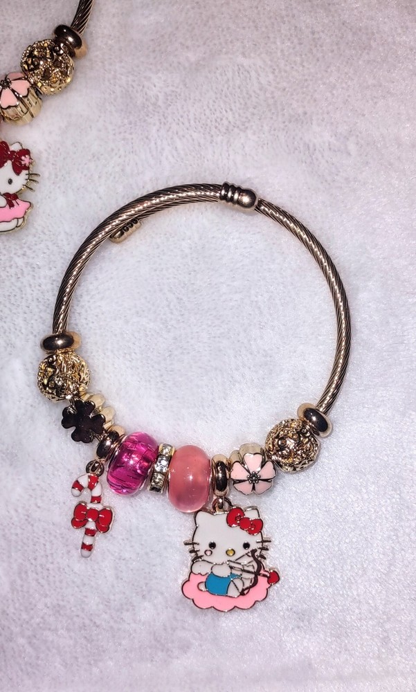Hello Kitty Pandora  Sanrio Charm Bracelet❤️Hello Kitty Pink Charm Bracelet