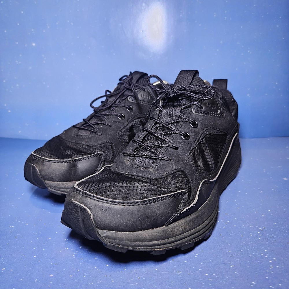 UGG Miwo Mens Size 10.5 Black Leather Sneakers with Vibram Sole