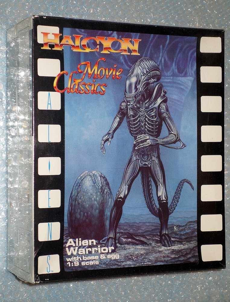 Limited Time Halcyon Aliens Warrior Model Kit by Sideshow Not Neca-image