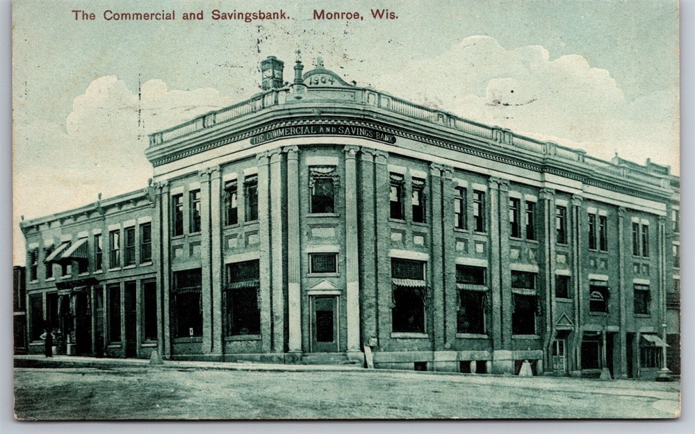 Monroe Wisconsin The Commercial & Savings Bank C1910's Postcard U14