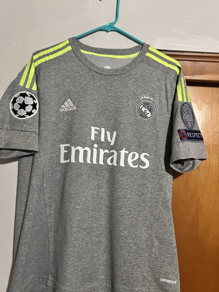 Marcelo 15/16 Real Madrid Away Kit