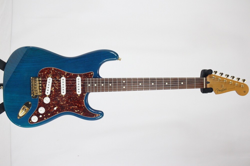 Fender DELUXE SUPER STRAT