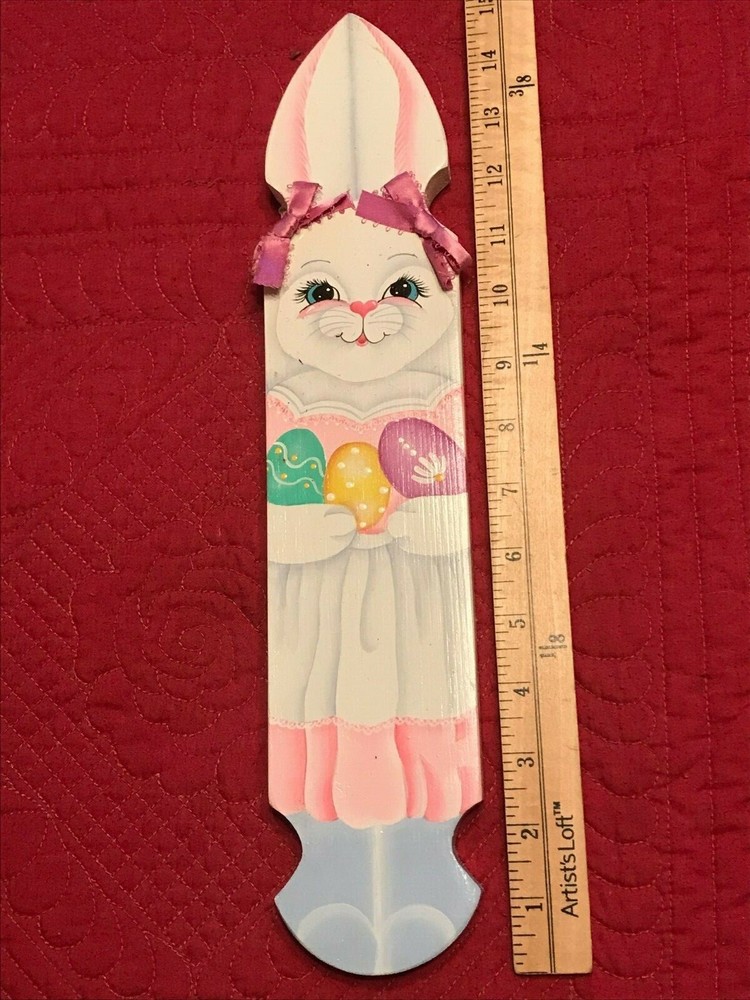 EASTER BUNNY WALL OR DOOR PLAQUE EASTER DECOR