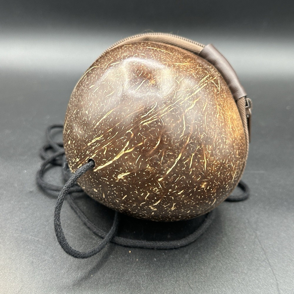 Vintage COCONUT Crossbody Shoulder Bag Purse Mien Hawaii Zip Closure