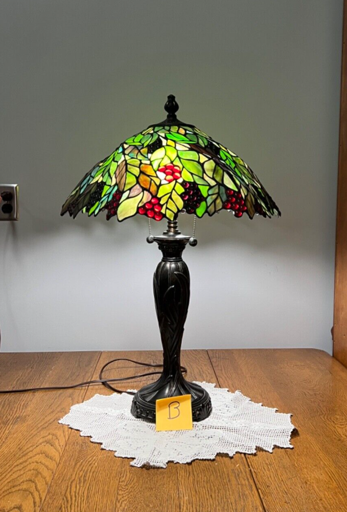 Gorgeous Dale Tiffany Stain Glass Lamp, Grape Vine Shade Over 100 Jewels- #B