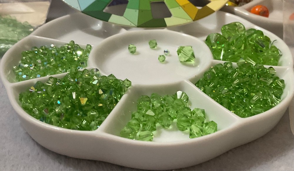 Swarovski Crystal Bead LOT 5301 Bicones Transparent PERIDOT / AB Peridot