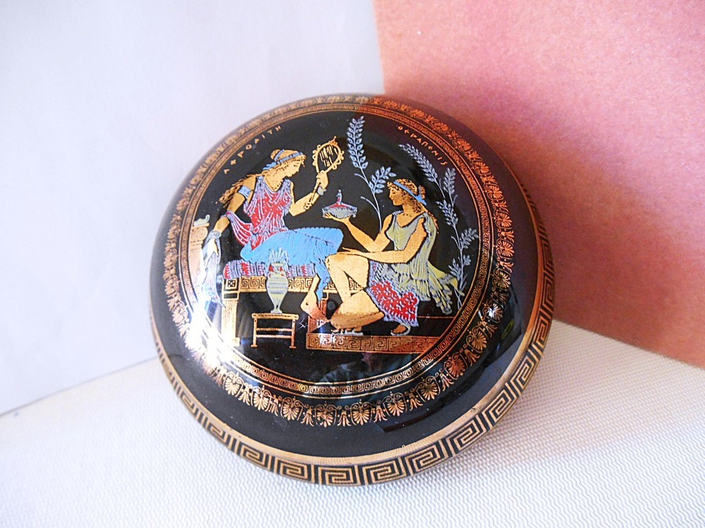 Hand made in Greece - 24K Gold - Black Trinket Dish