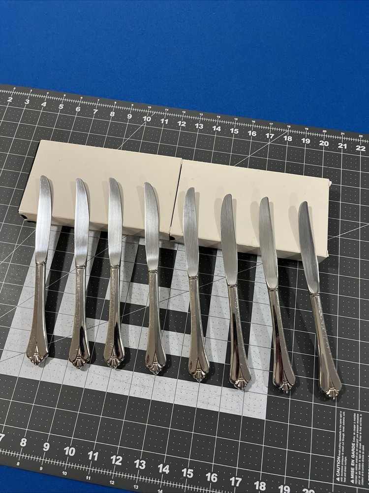 Oneida Royal Flute 8-Piece Stainless Steel Dinner Knife Set Flatware Replacement