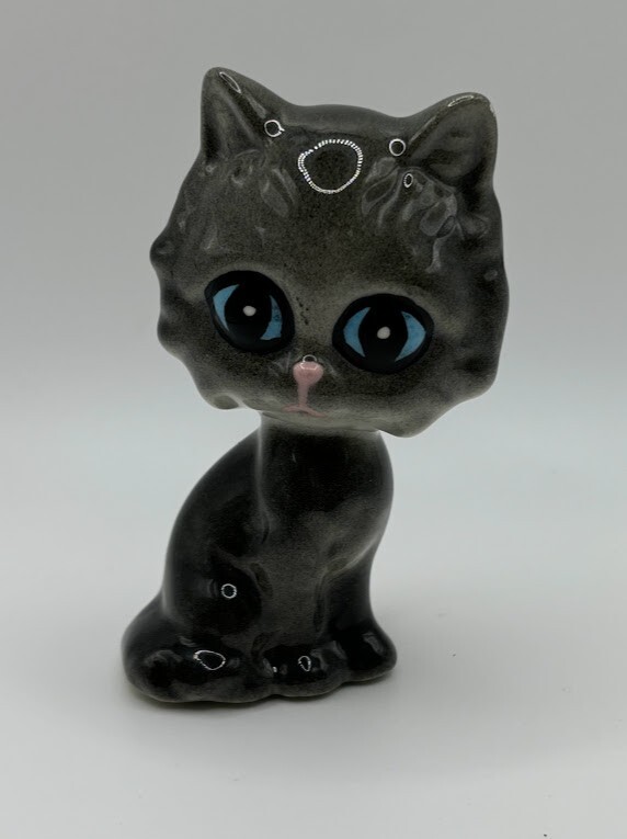 VTG Ceramic Black Kitten/Cat Kitty ~ Big Head & Blue Eyes Figurine ~ Kitschy