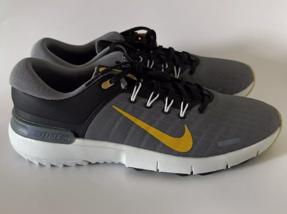 NEW 11 Free Golf NN Shoe Black/Cool Gray/Gold FQ7875-003