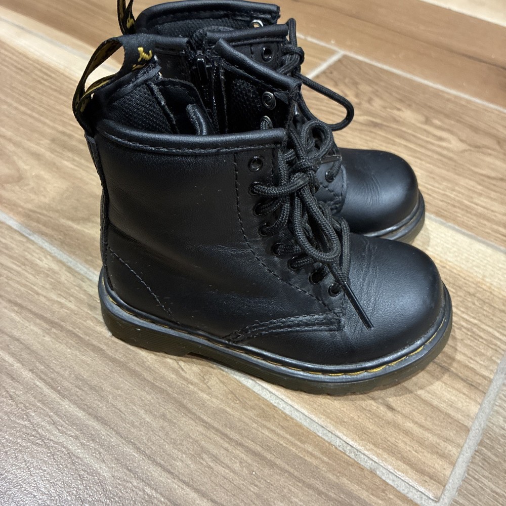 Dr. Martens 1460 T Black Leather Kids Combat Boots US Size 7 Lace Up Zip