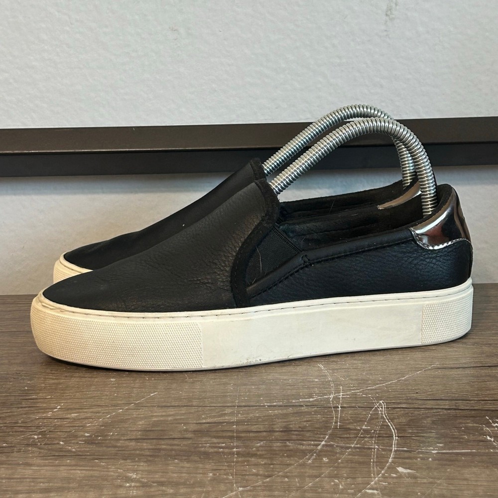Ugg Australia Cahlvan Womens Black Slip On Sneakers Size 7