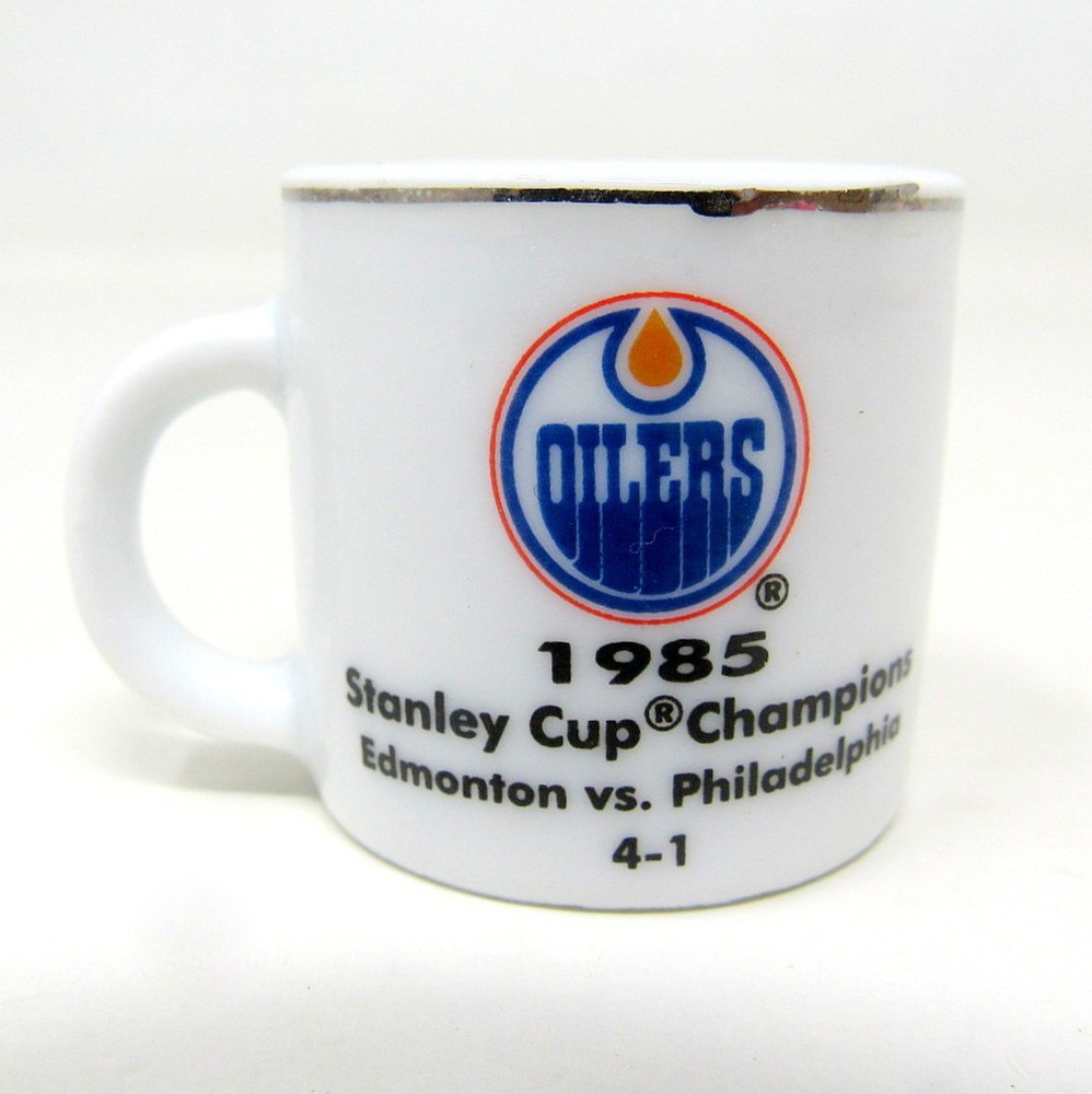Edmonton Oilers 1985 Stanley Cup 1 Ceramic Mini Mug with Gold Rim NHL Hockey