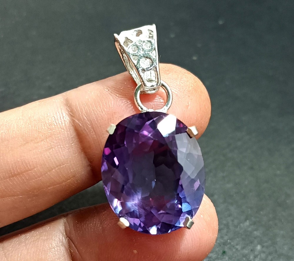 Natural Alexandrite Pendant Bi-Color Gemston,925 Sterling Silver Pendant 37.95Ct