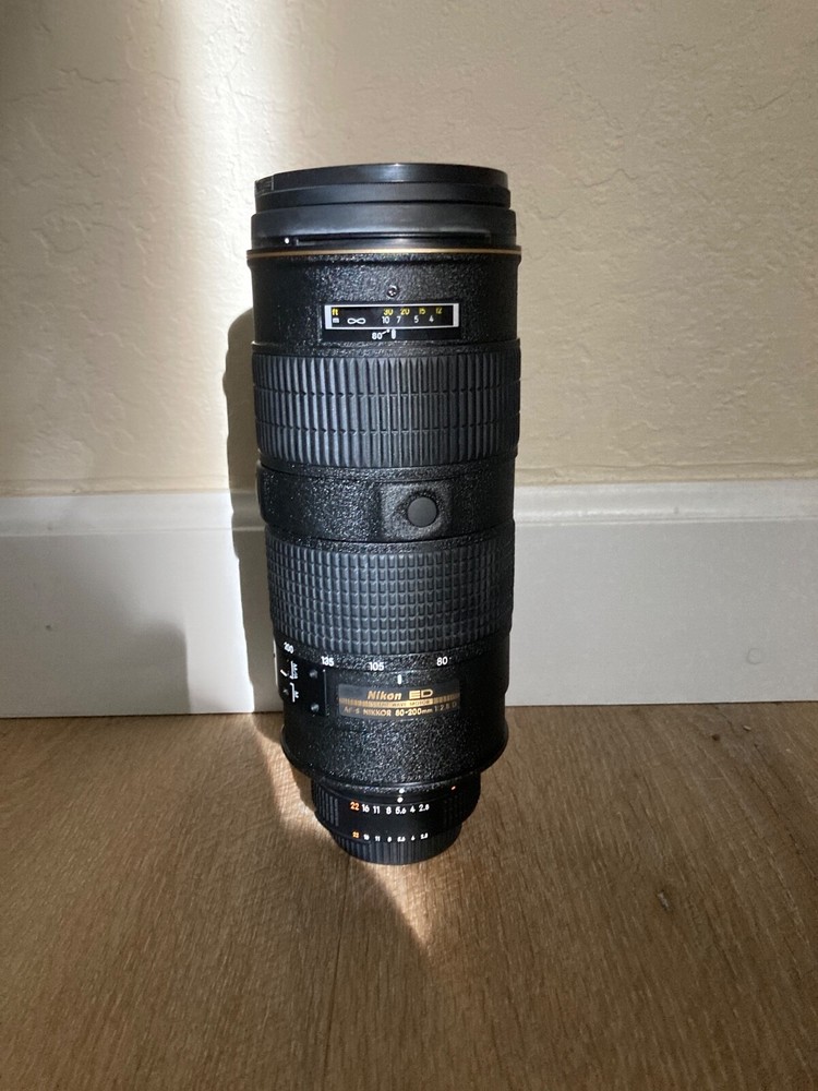 Nikon AF-S Zoom-Nikkor 80-200mm f/2.8 Fast Telephoto Lens